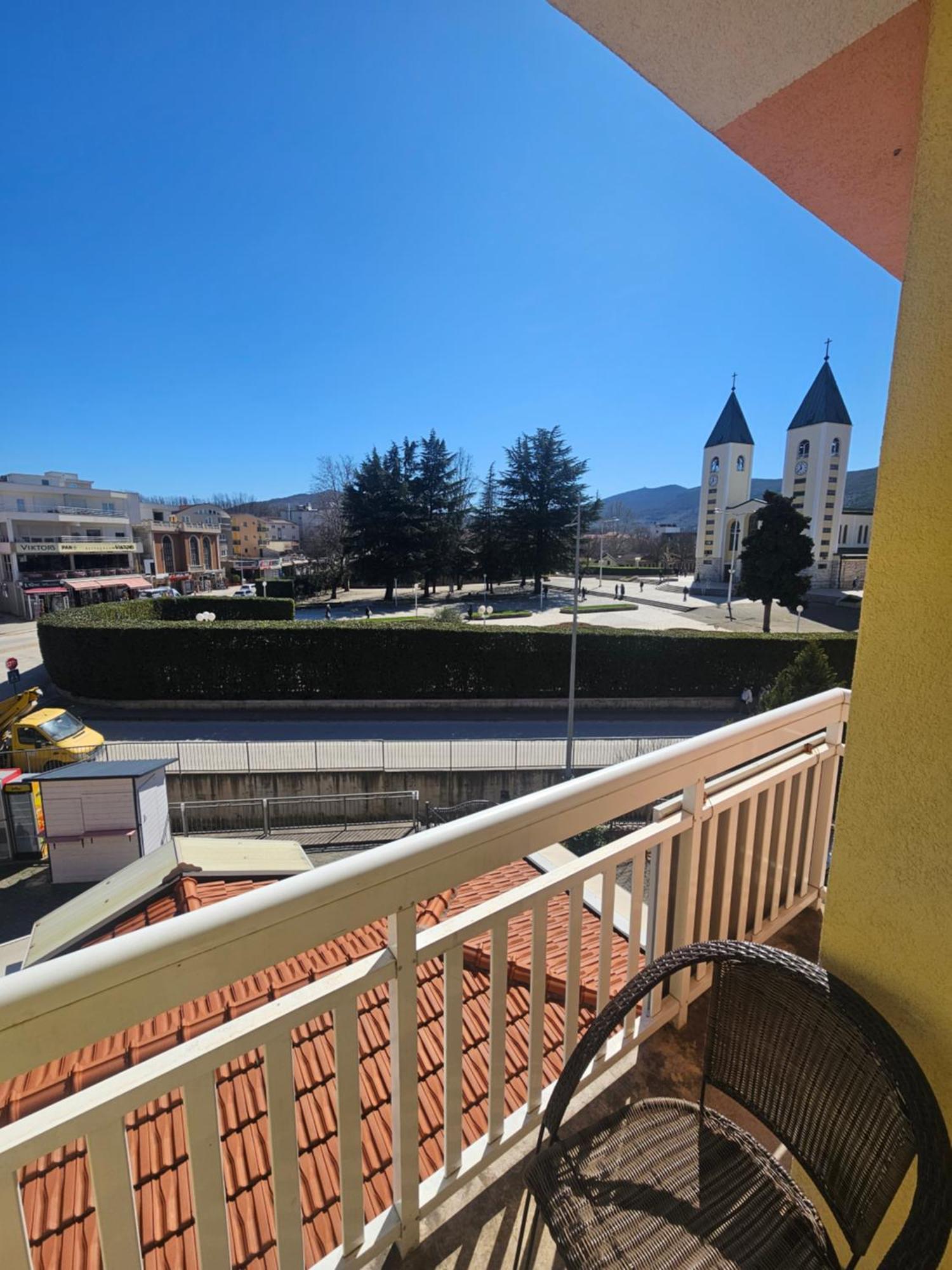 Hotel Pansion Obala à Međugorje Extérieur photo