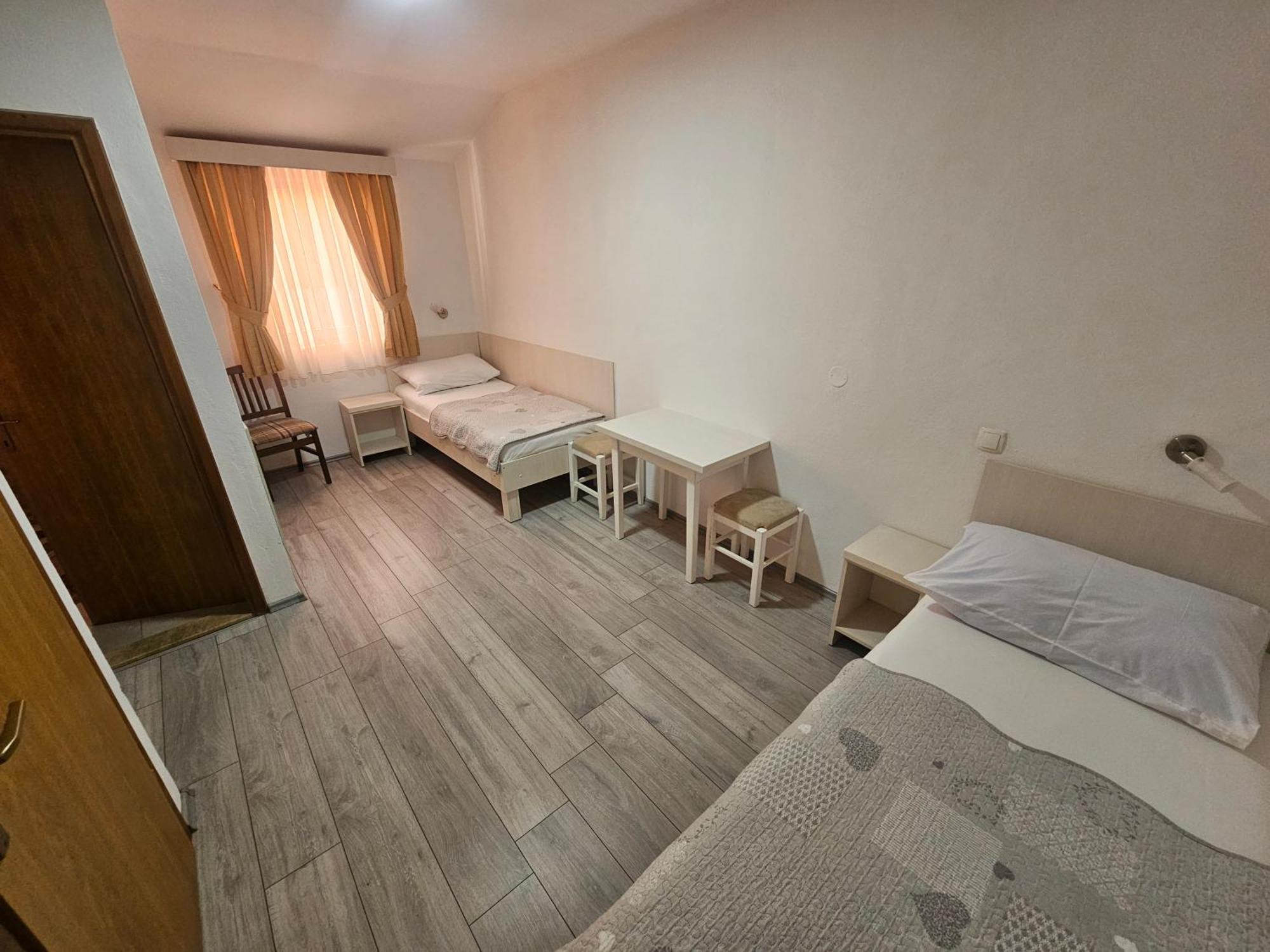 Hotel Pansion Obala à Međugorje Chambre photo