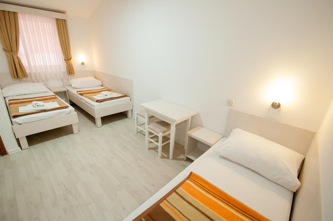 Hotel Pansion Obala à Međugorje Extérieur photo